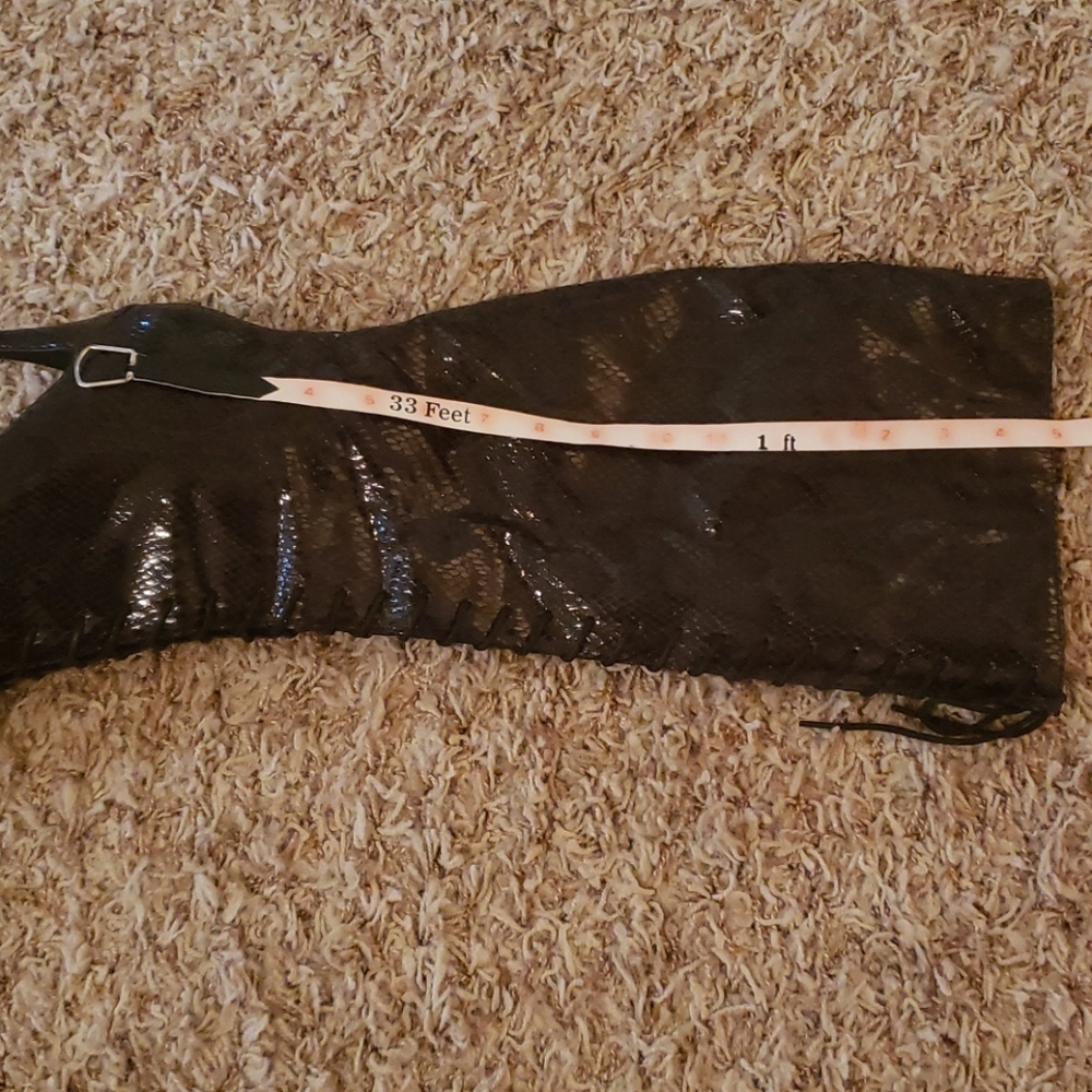 Peek Toe Lace up Snake skin boots - Picture 11 of 11